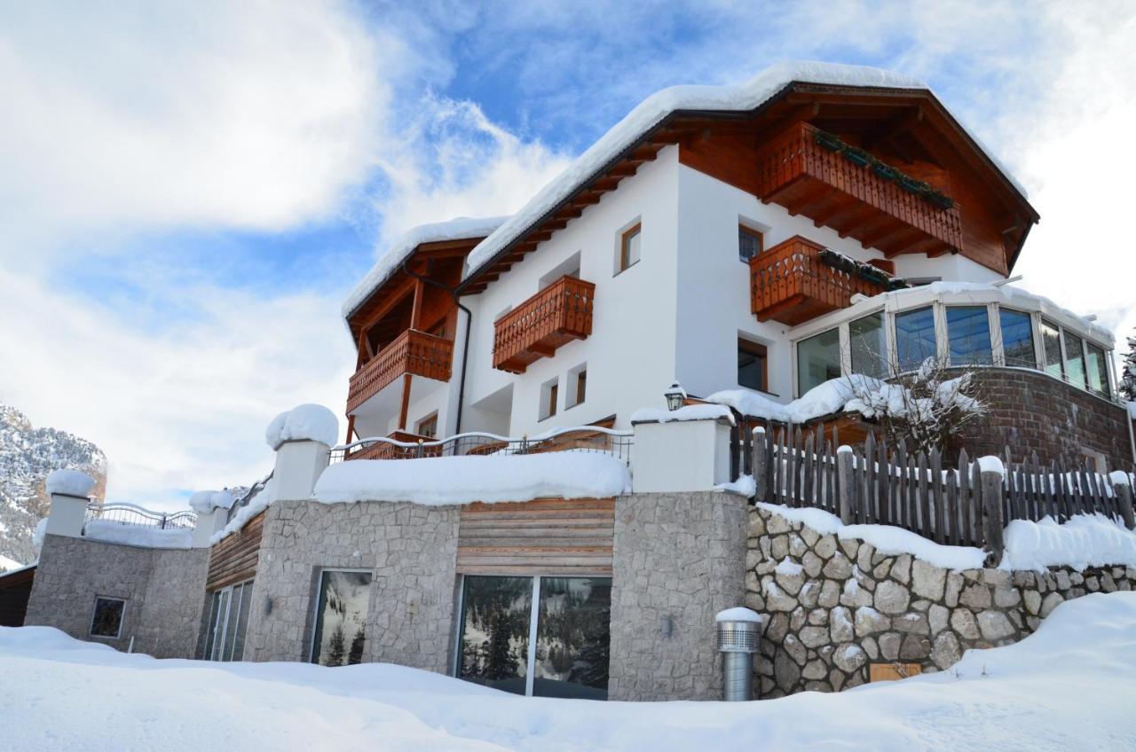 Hotel Chalet Dlaces Selva di Val Gardena Dış mekan fotoğraf