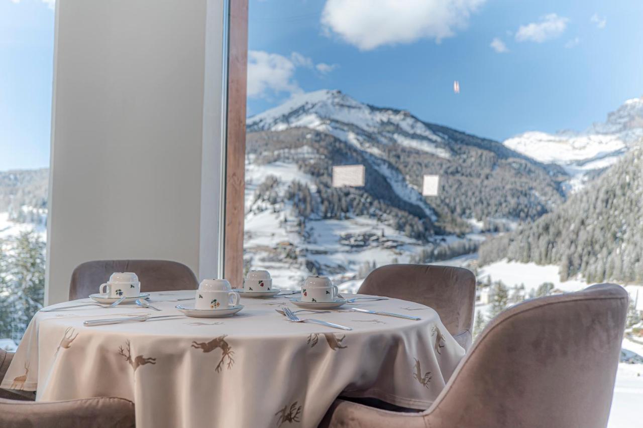 Hotel Chalet Dlaces Selva di Val Gardena Dış mekan fotoğraf