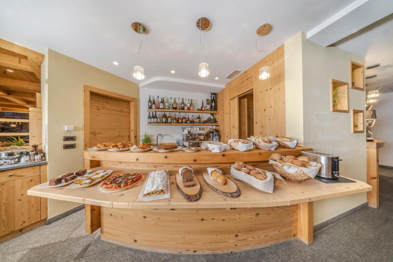 Hotel Chalet Dlaces Selva di Val Gardena Dış mekan fotoğraf