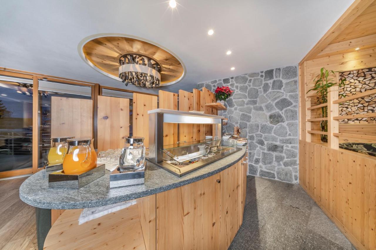 Hotel Chalet Dlaces Selva di Val Gardena Dış mekan fotoğraf