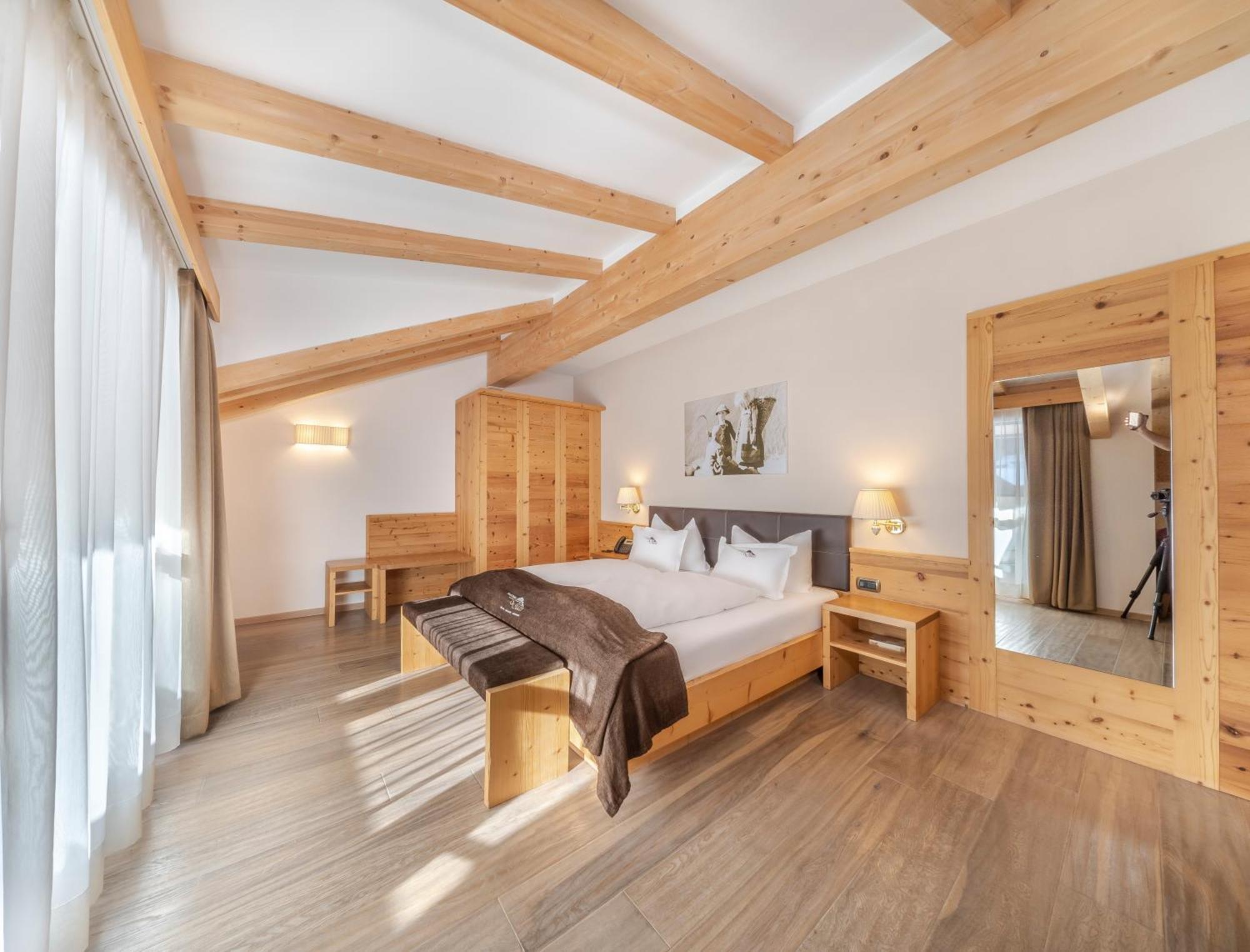 Hotel Chalet Dlaces Selva di Val Gardena Dış mekan fotoğraf
